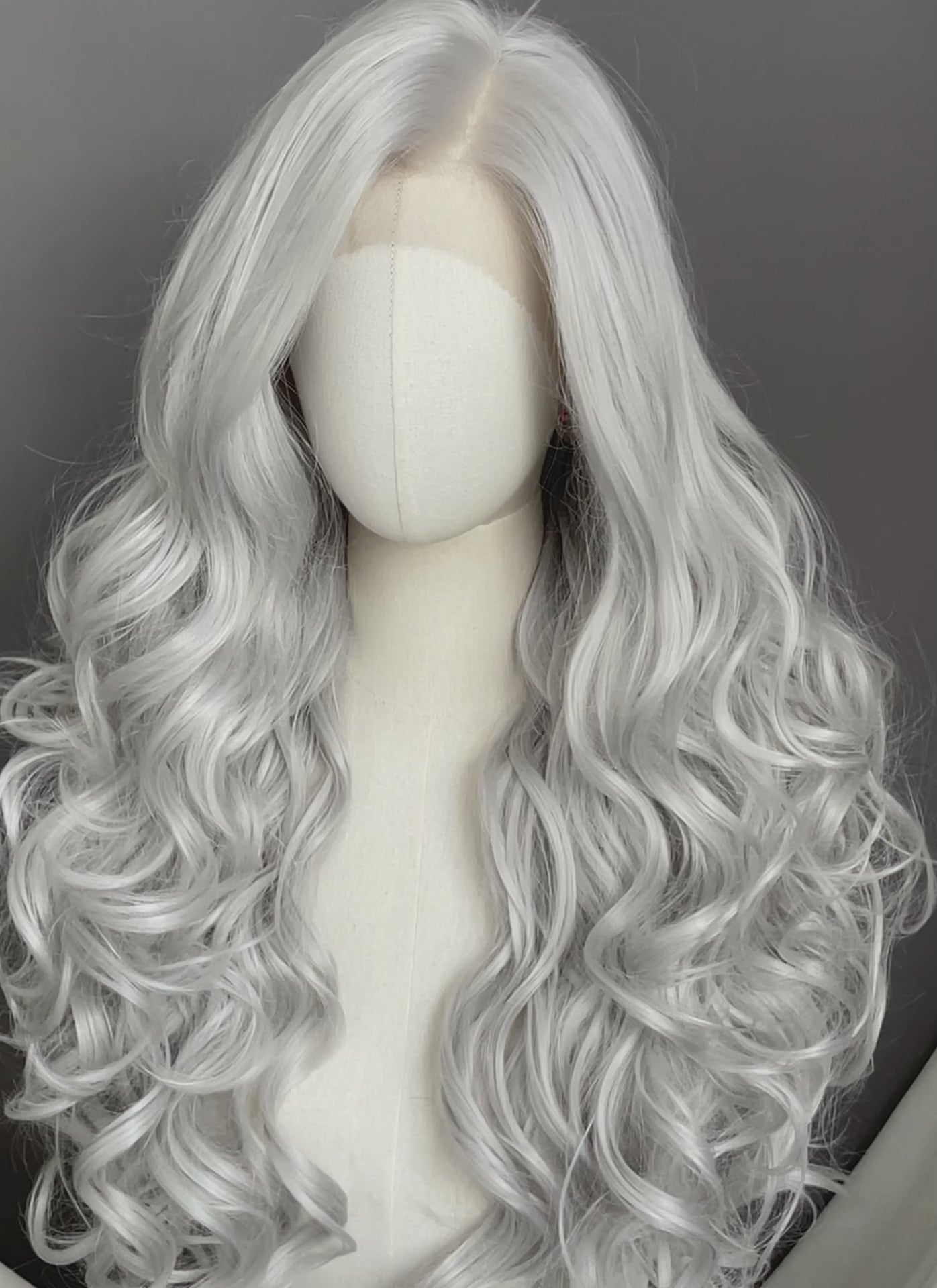 Silver Grey Wavy Lace Front Synthetic Hair Wig LW4067